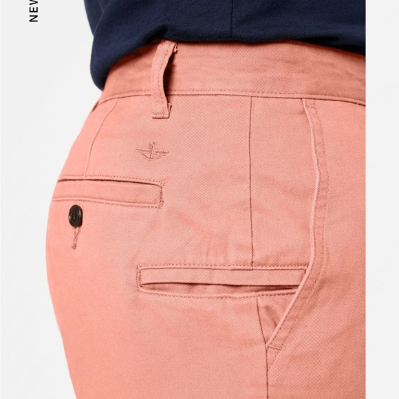 10.5" Men’s (Salmon) Dockers NWT -Great For Day On The Beach/Golf Course - Picture 4 of 6